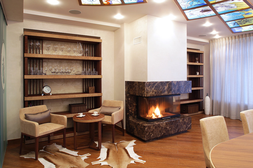 Коттедж "Яхта на причале". 1 этаж. Столовая. Камин