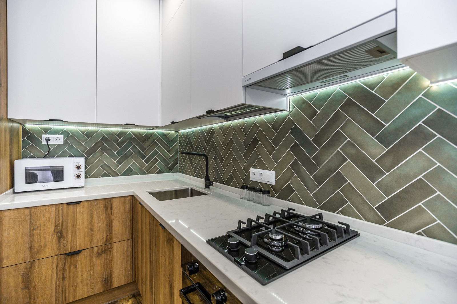 Изумрудный город РЕАЛИЗАЦИЯ