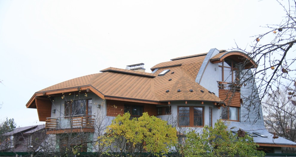 Small house in Moscow suburb