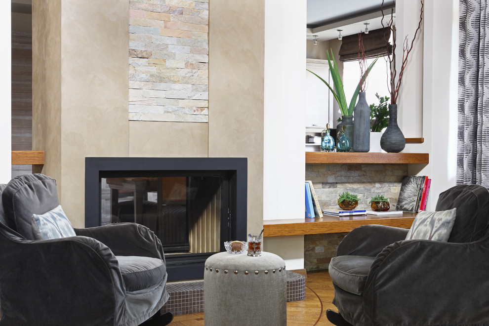 Обложка альбома: камин