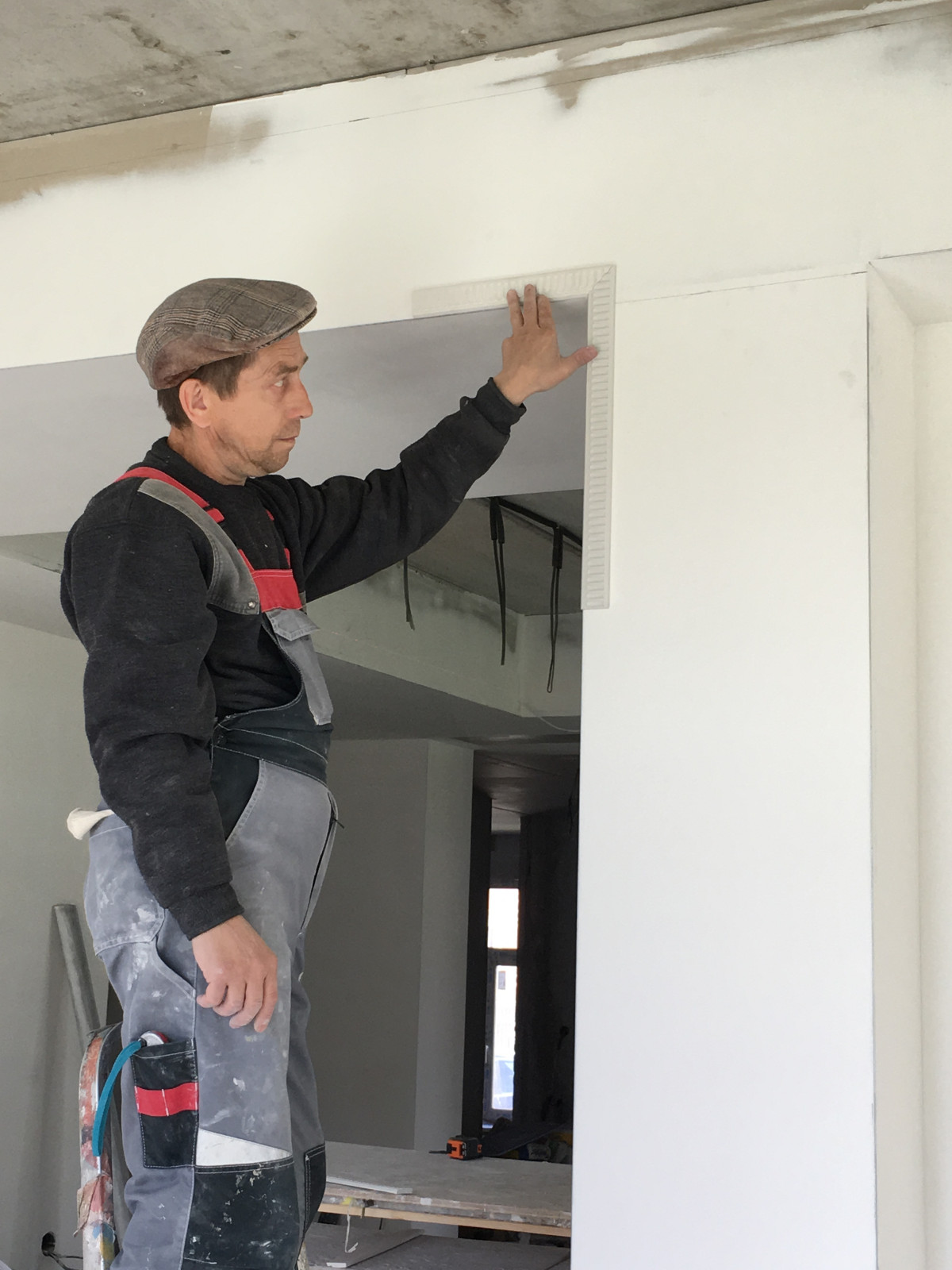 Интерьер в стиле современной классики с элементами Ар Деко.