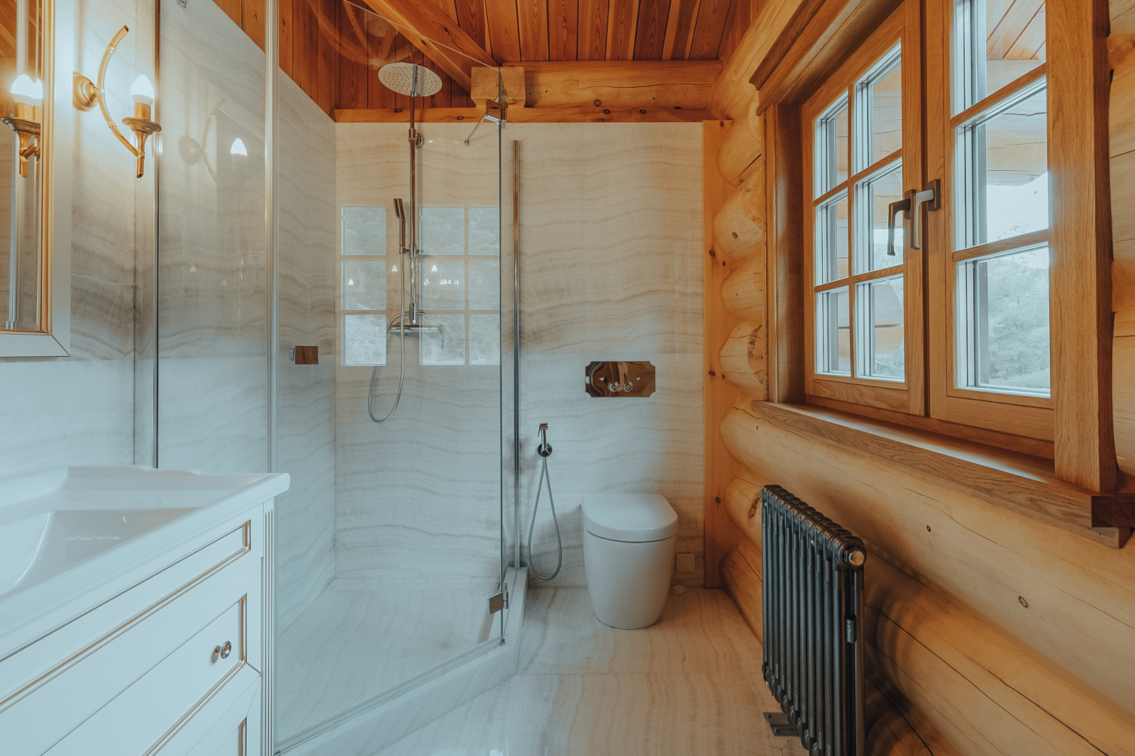 Санузлы - "мокрые зоны" в деревянном доме