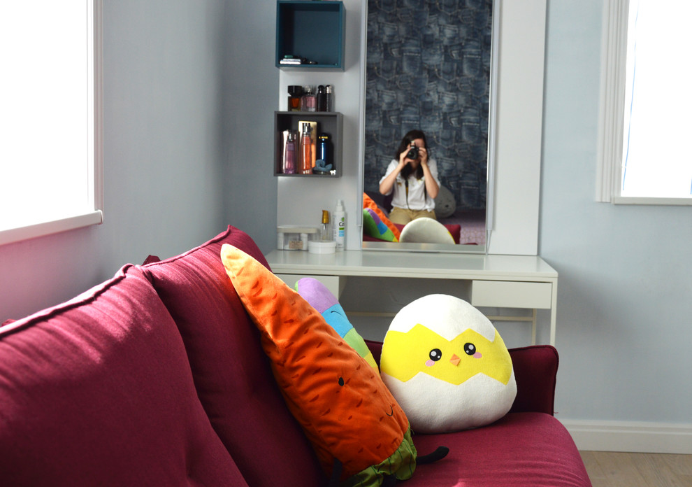 Обложка проекта: Комната для молодой девушки