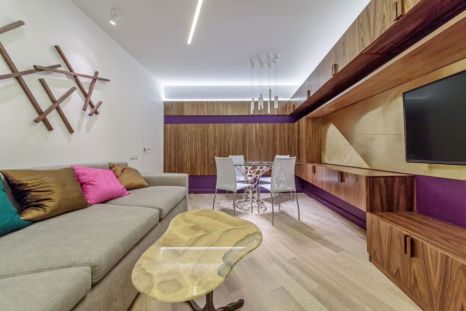 Антон Петров