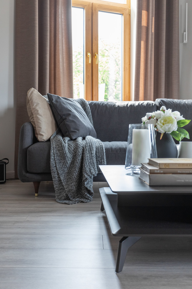 Интерьер двухуровневой квартиры в Калининграде.