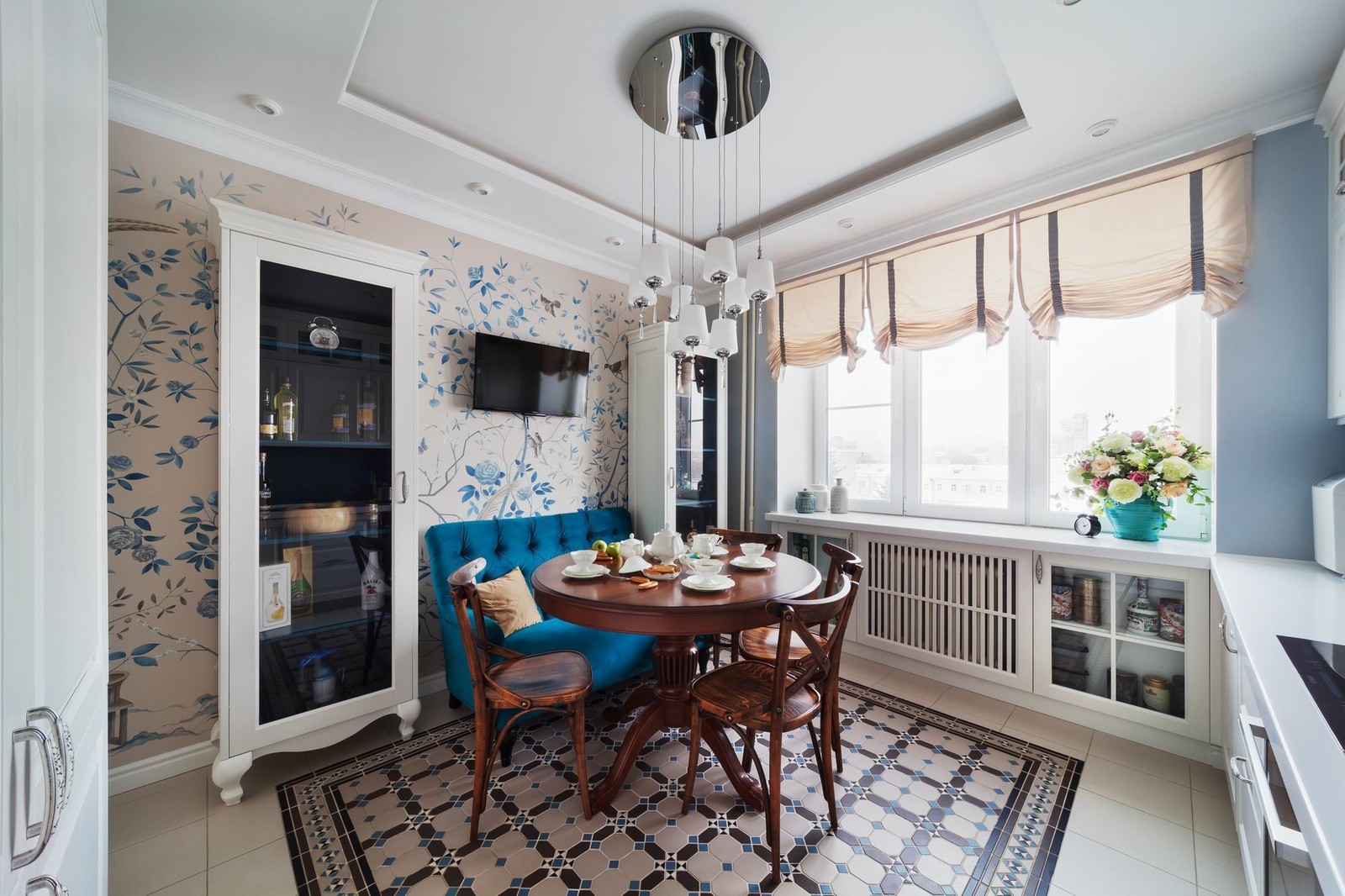 Интерьер квартиры на набережной в городе Екатеринбург