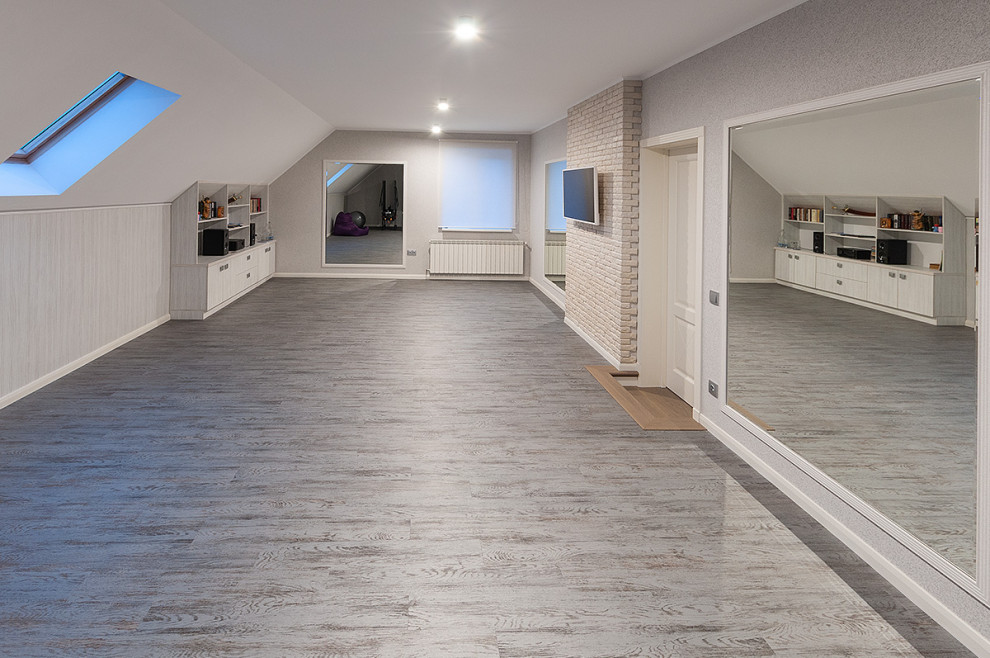 Коттедж в Заславле. Виниловые полы и ламинат