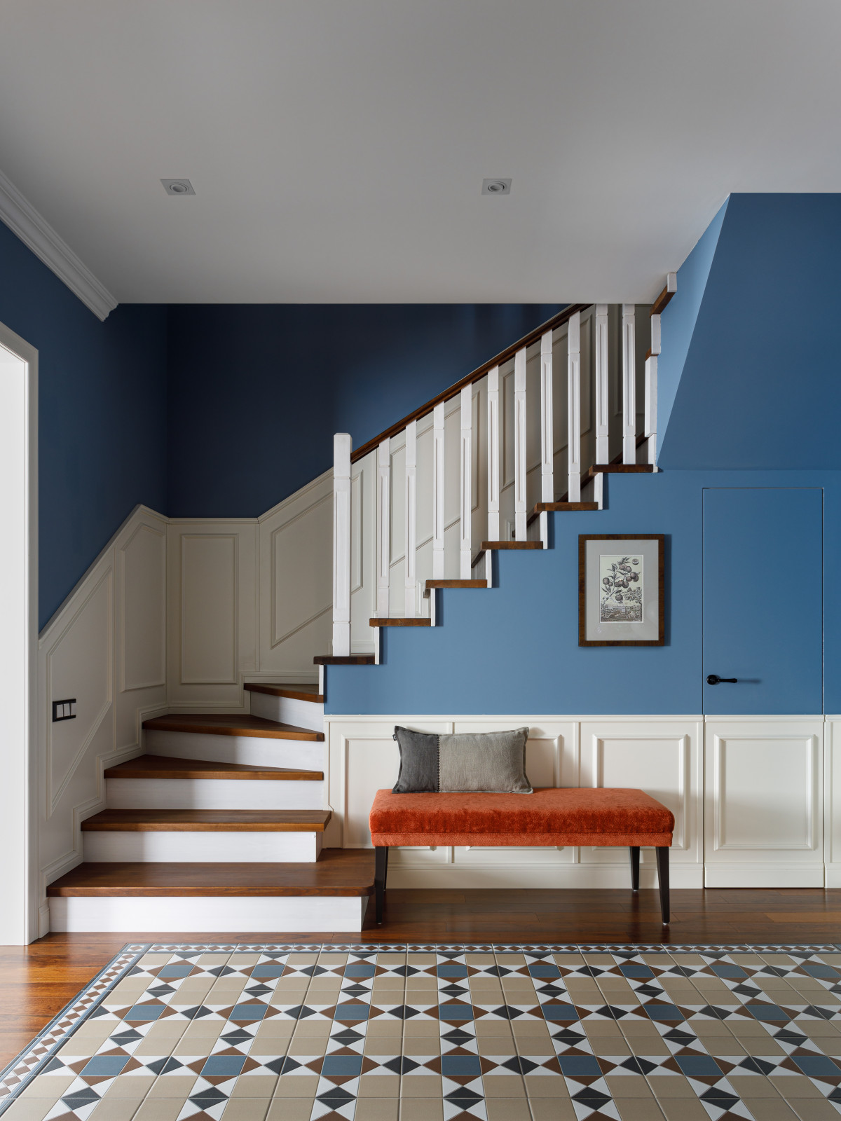 холл 1-ого этажа