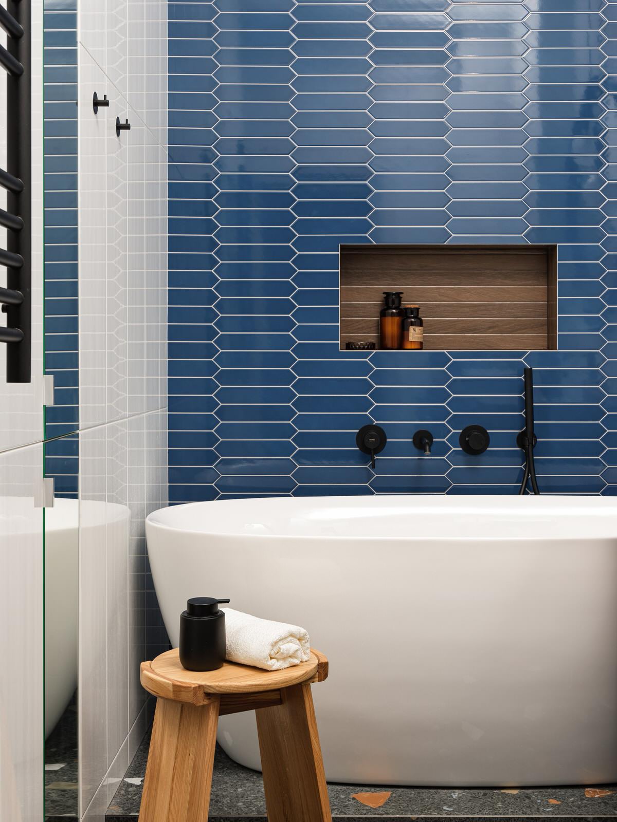 Квартира в ЖК Лобаческого Положительный баланс (ФОТО)