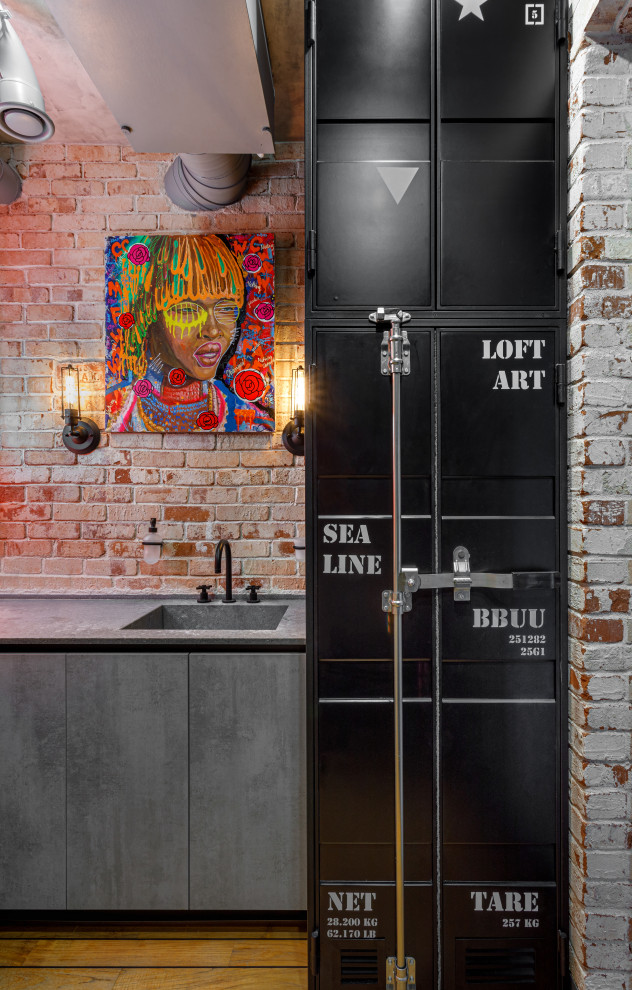 Яркий лофт для ценителя современного искусства