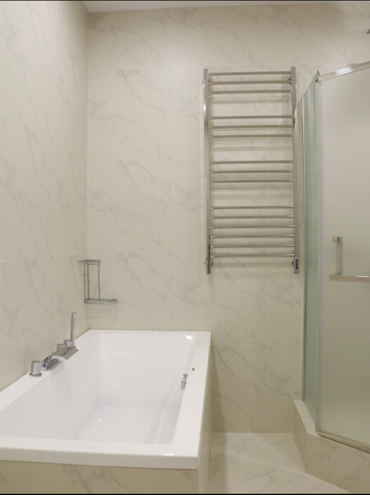 ремонт трёхкомнатной квартиры 130 кв "под ключ"