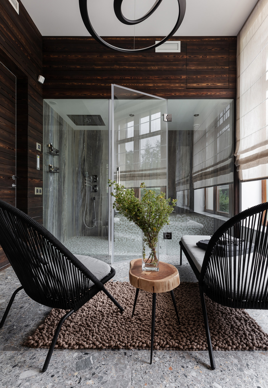 Дом с потайной лестницей