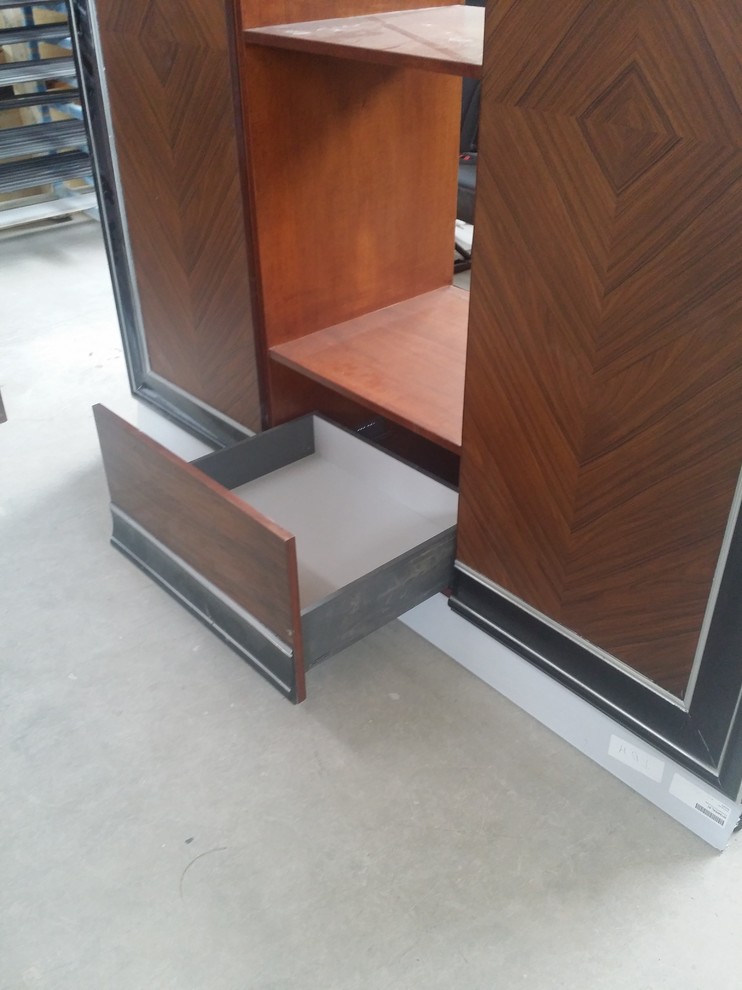 Квартира в темных тонах