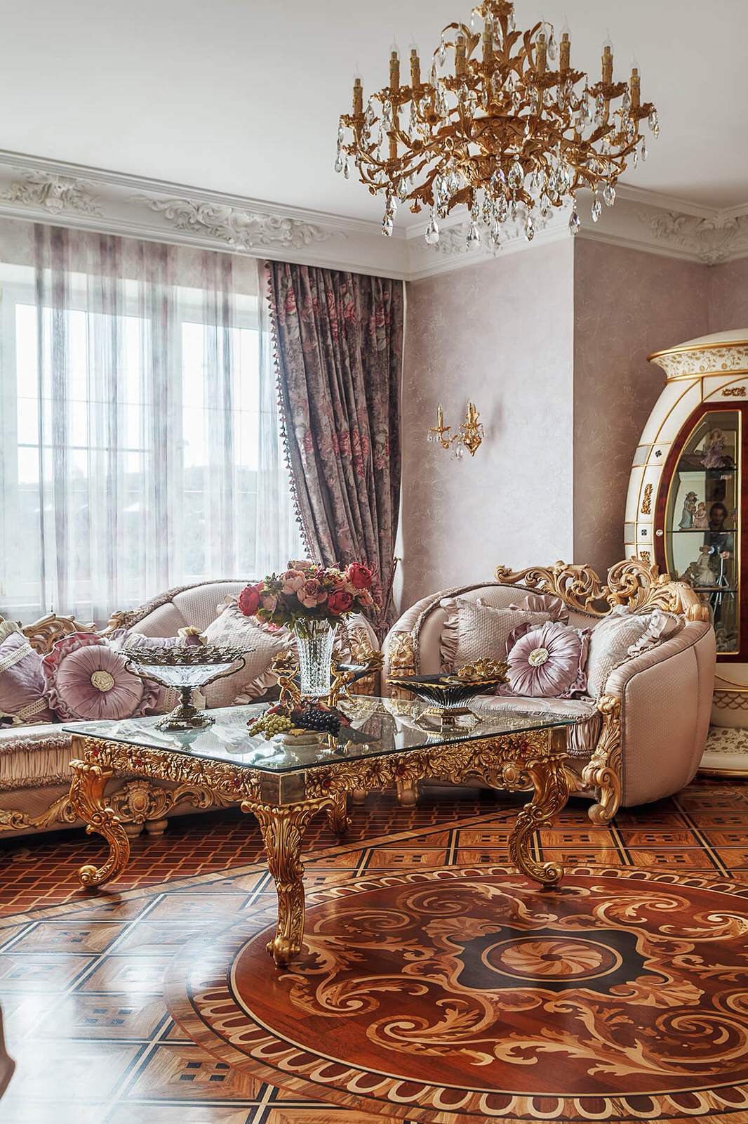 Утопая в роскоши