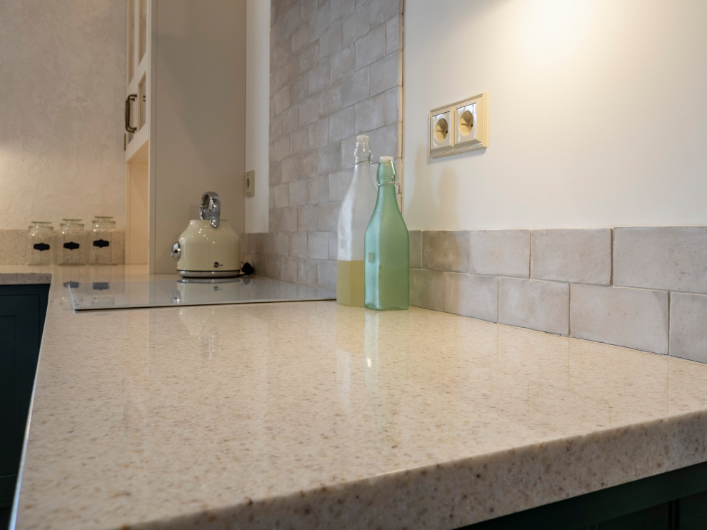 Элегантная кухня в неоклассическом стиле