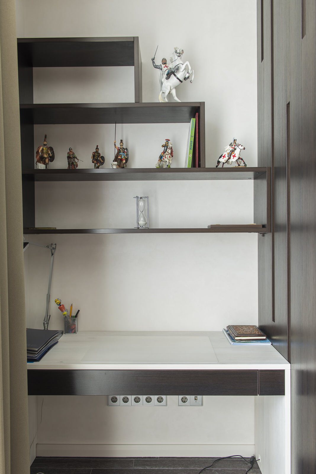 Частная квартира для него