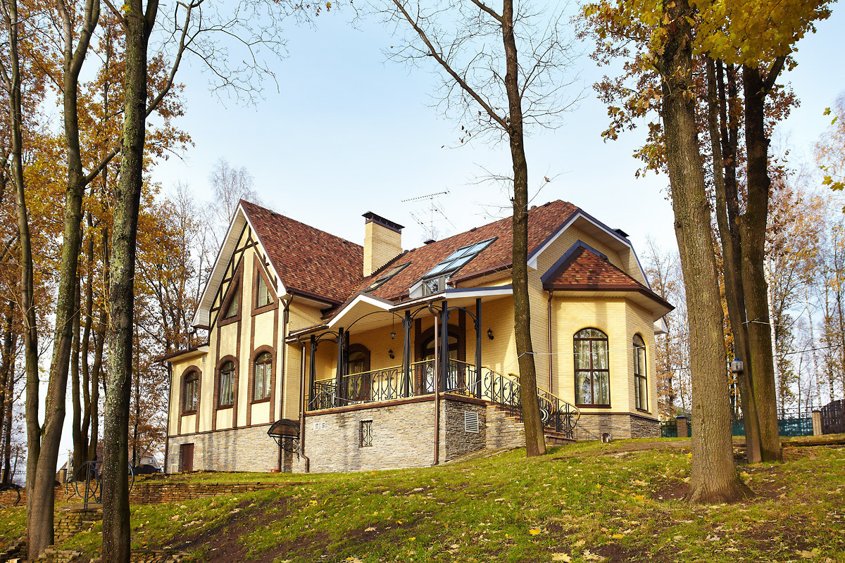 Обложка альбома: Дома