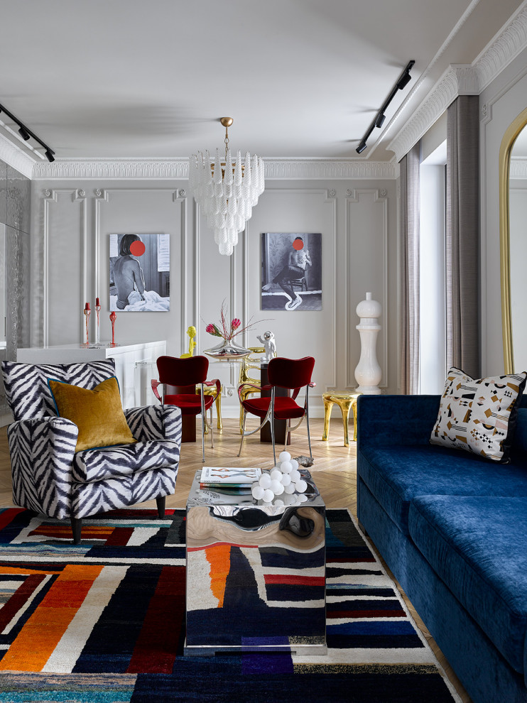 В гостях: Квартира имиджмейкера — с зеркальной кухней и винтажем