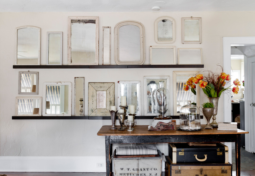 Микротренд: Множественные композиции из зеркал на стене