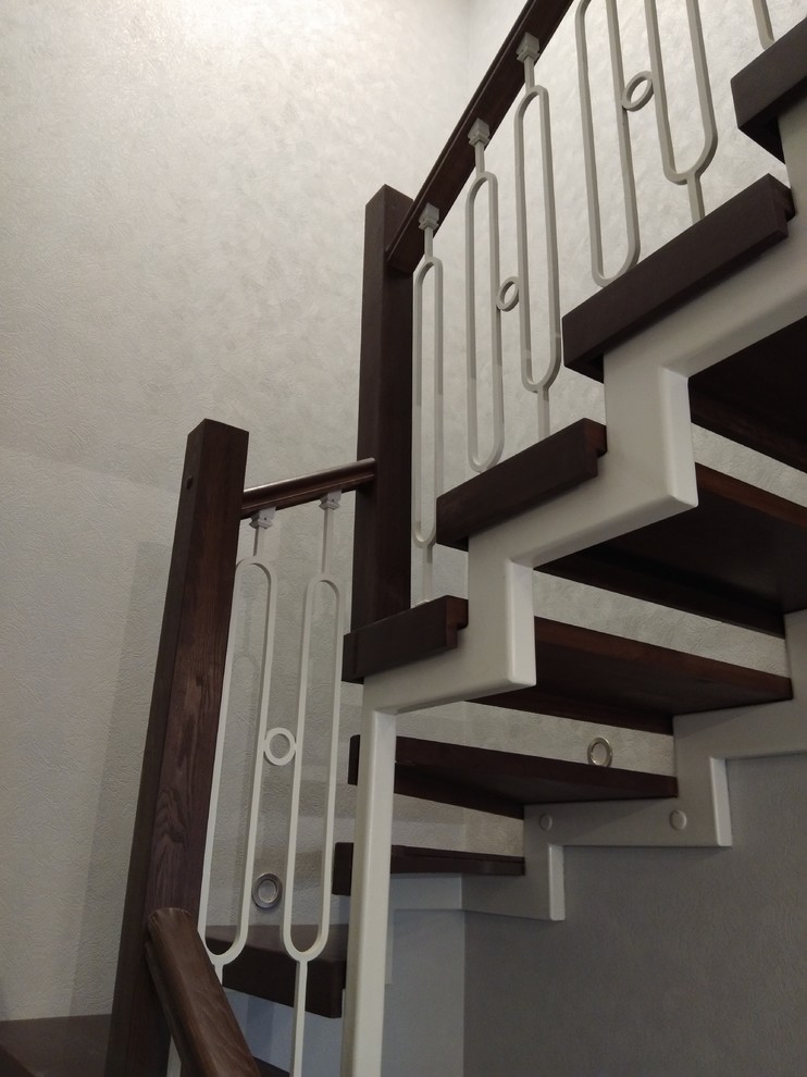 Лестница на металле