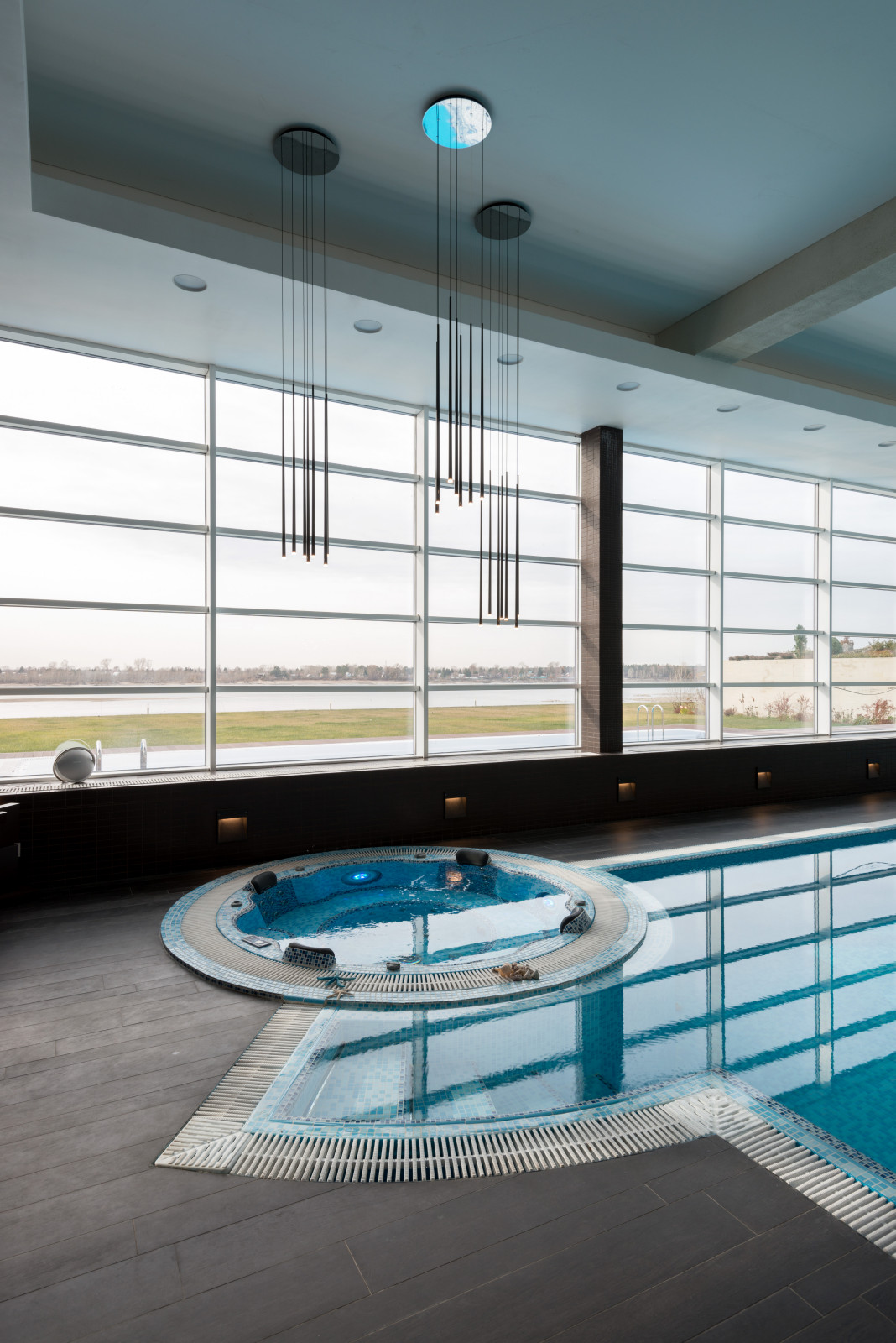 Частный спа-комплекс с бассейном