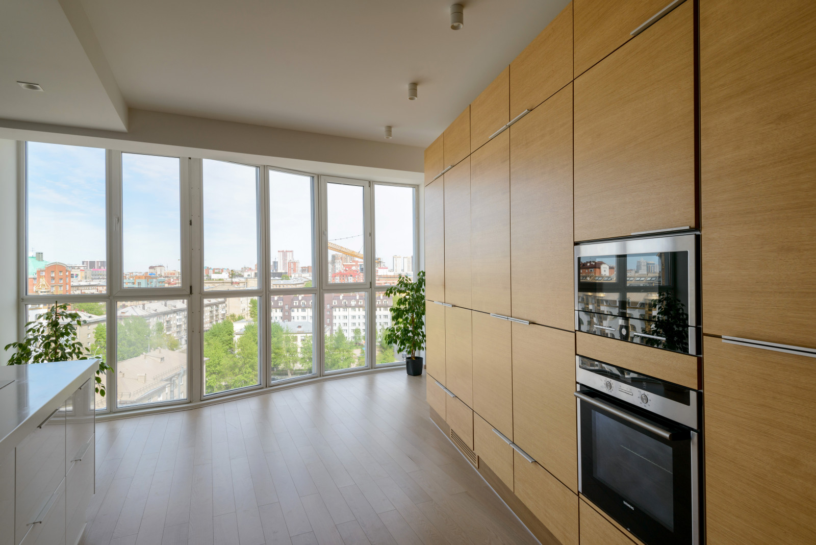 Современная квартира с Сибирским характером.