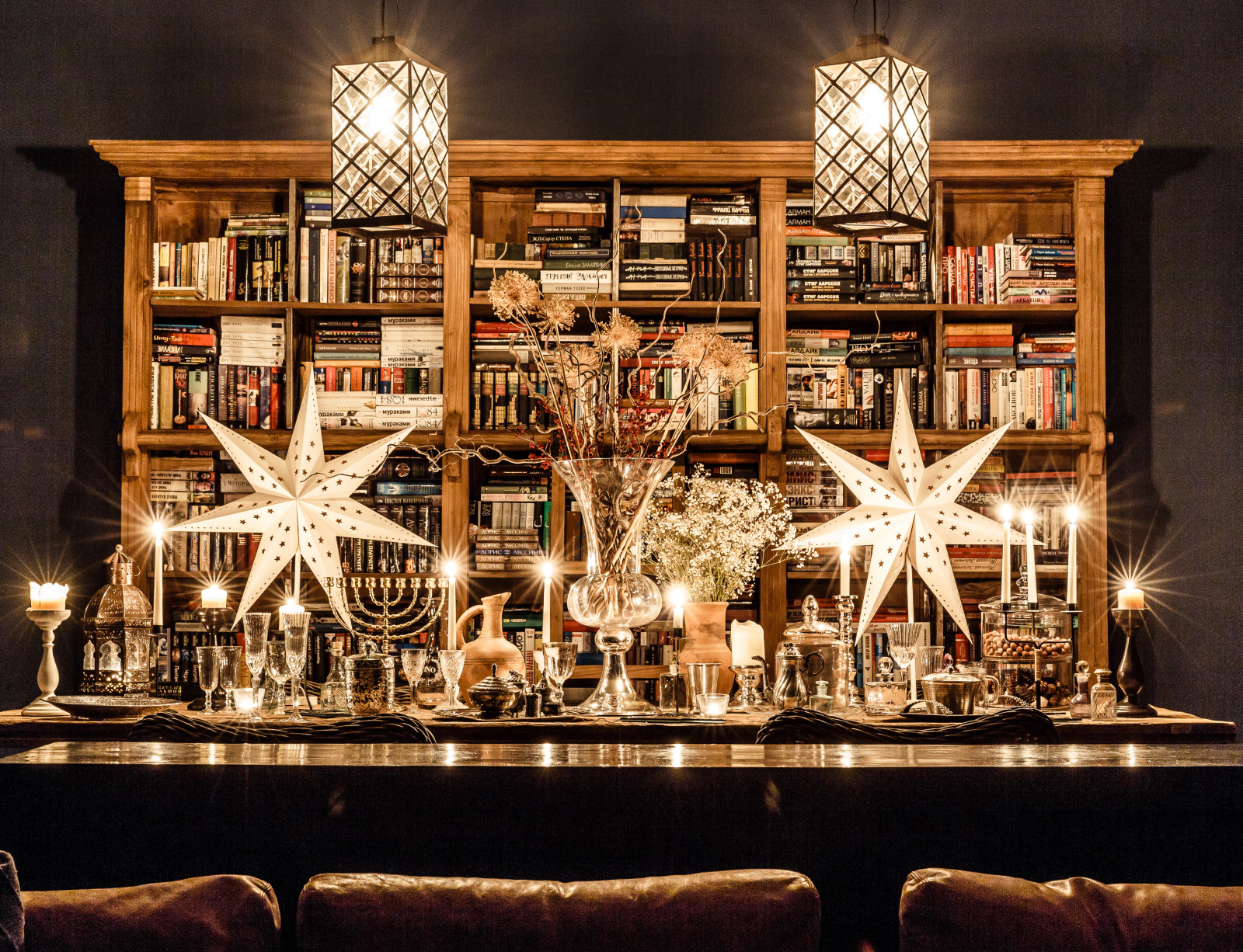 Обложка альбома: декор стола