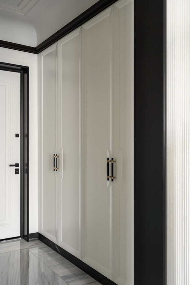 Шикарная квартира с белой мебелью