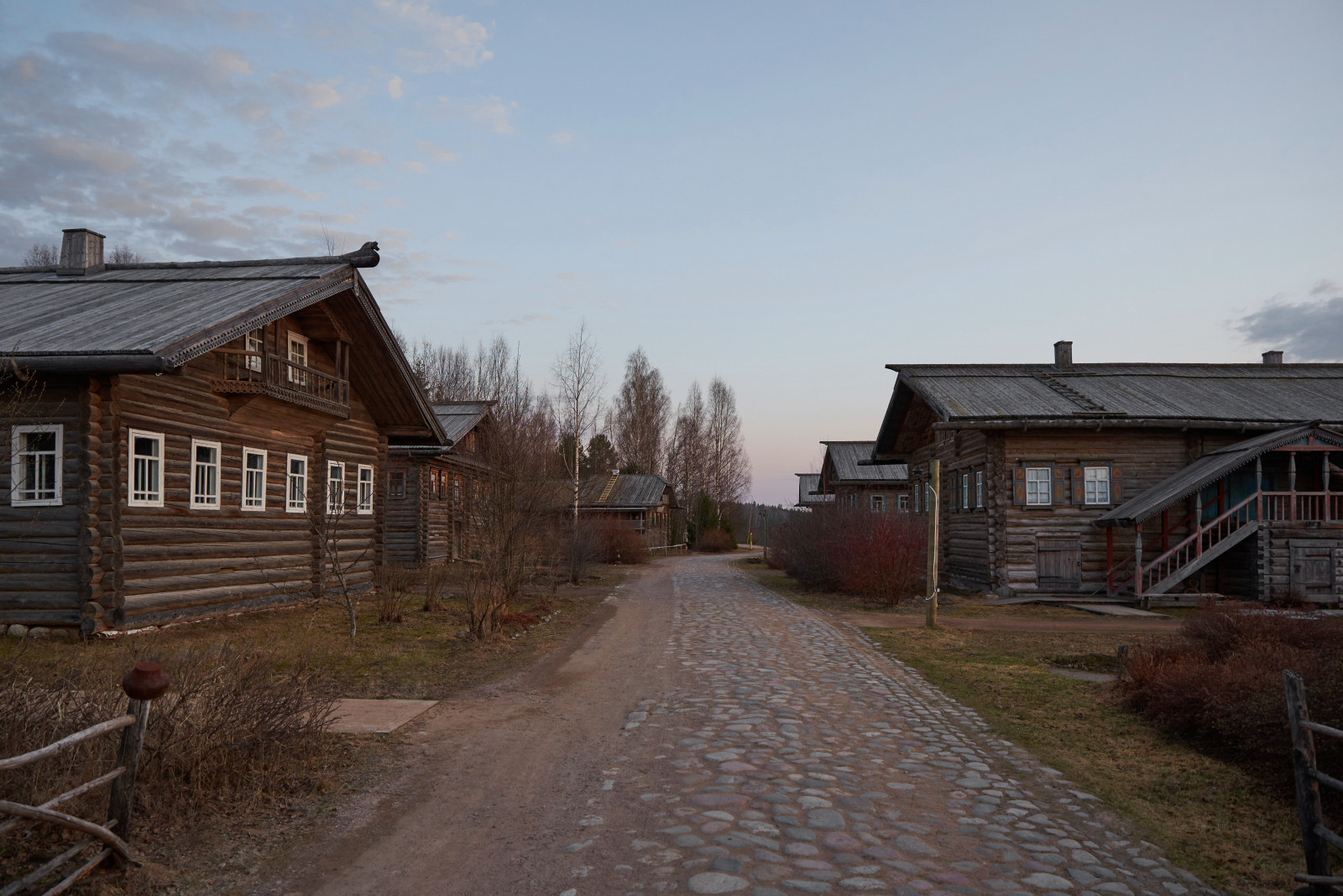 Деревня  Мандроги