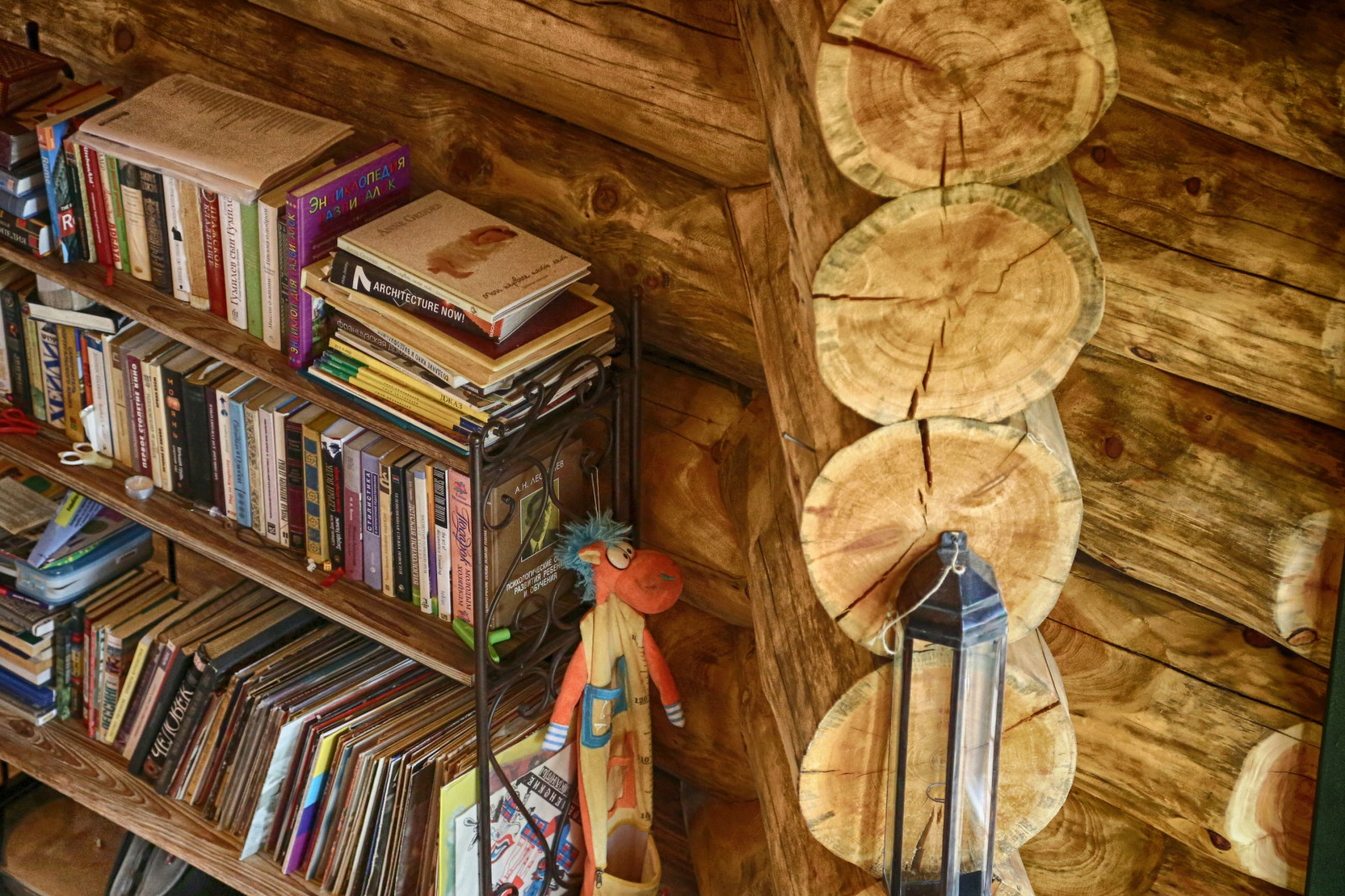 Дом из кедра на Волге