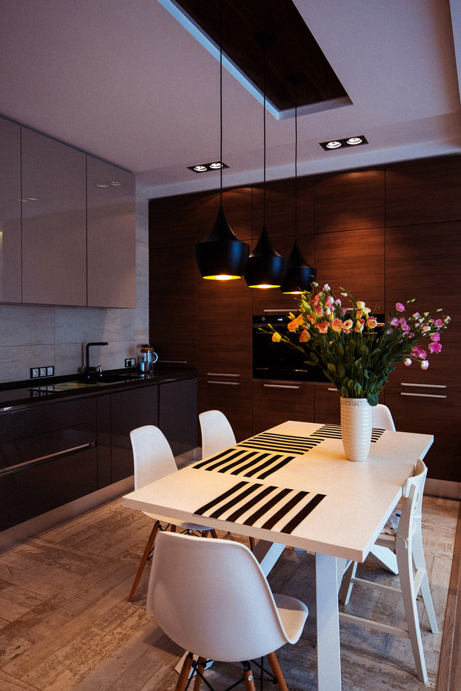 г. Волгоград, ул. Грушевская, 12