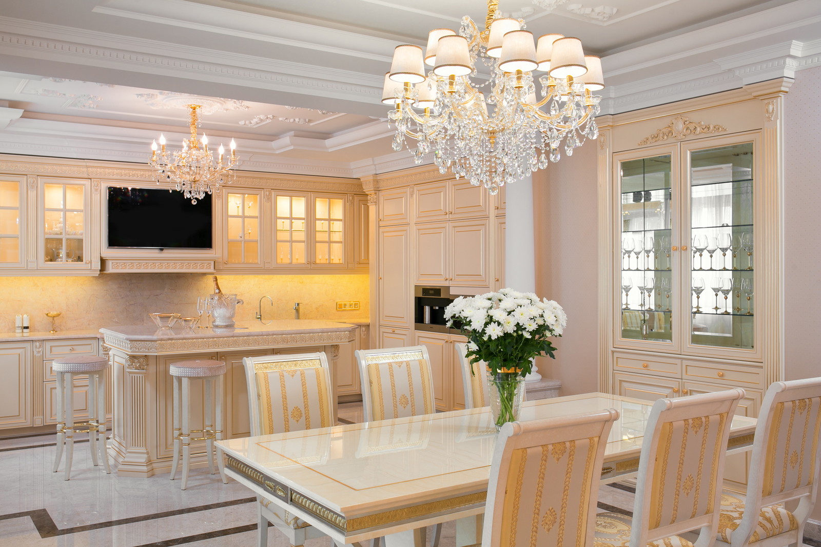 Анна Миронович