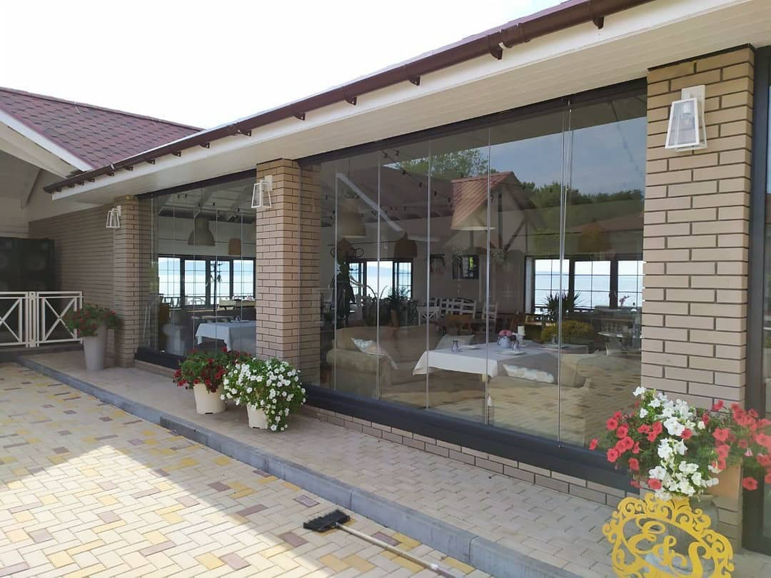 Обложка проекта: Безрамное остекление