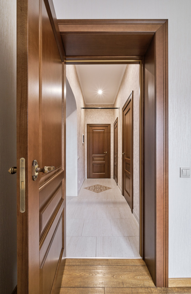 Модели Стимул и Премьер в отделке Ольха Орех