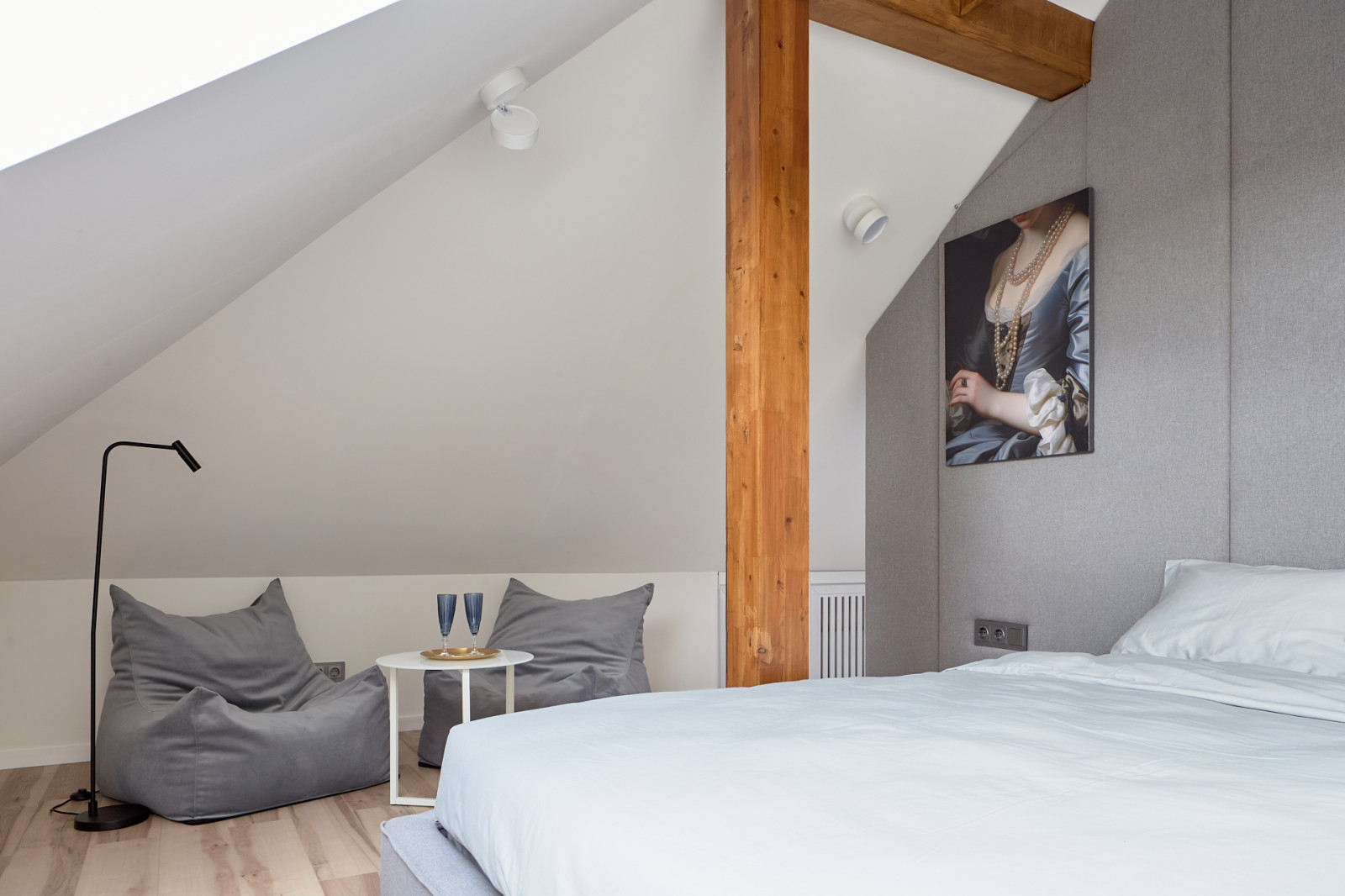 Мансарда в бусах