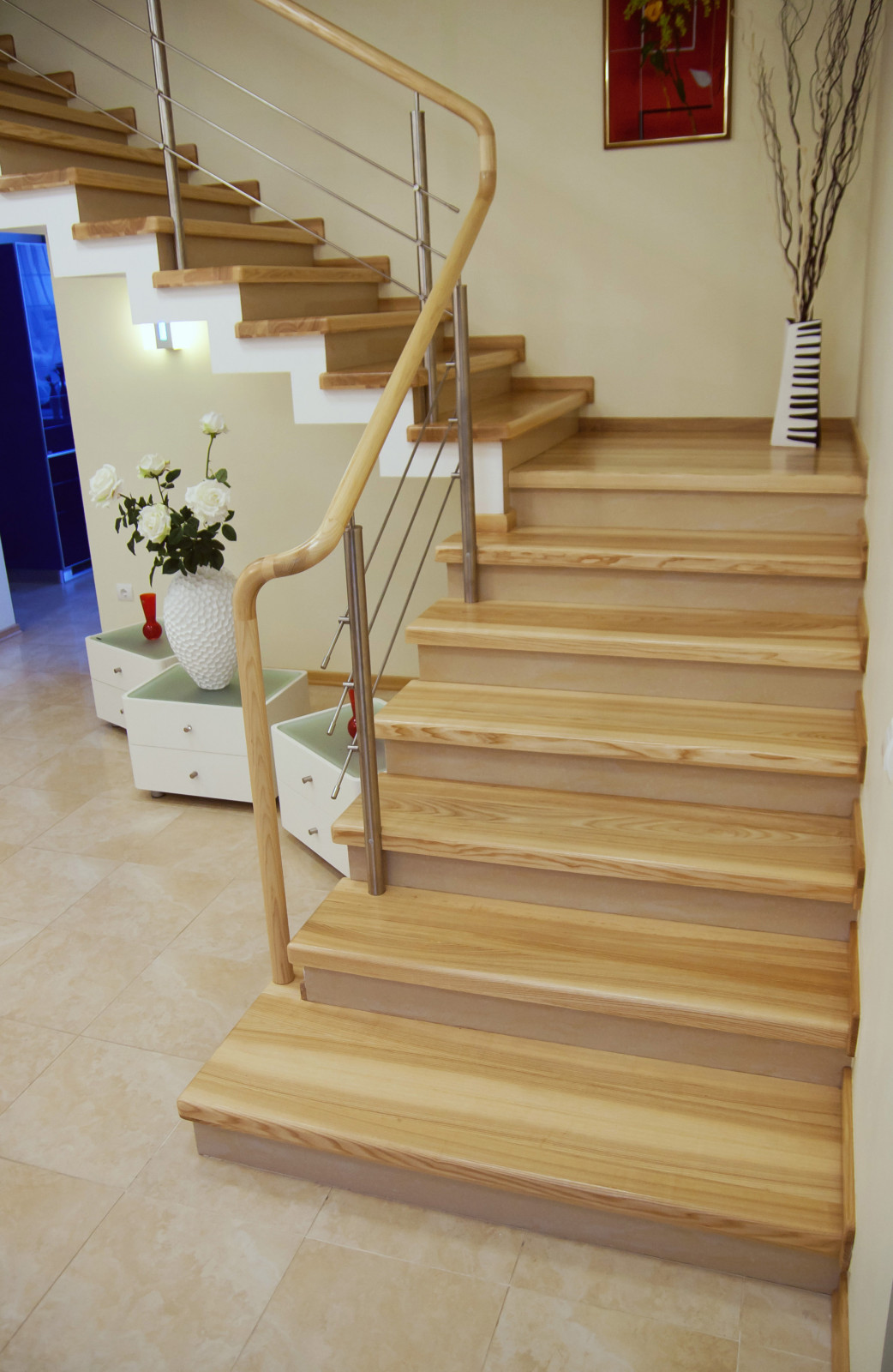 Лестница с ограждением из нержавейки «YASEN»