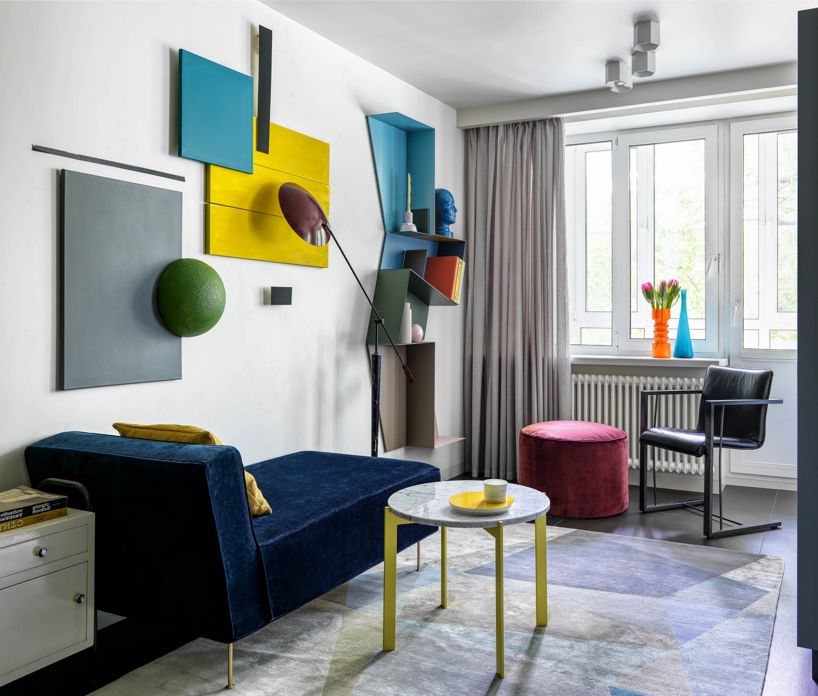 Geometric small apartment