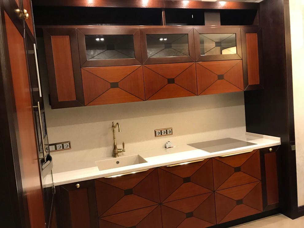 Апартаменты над рекой.