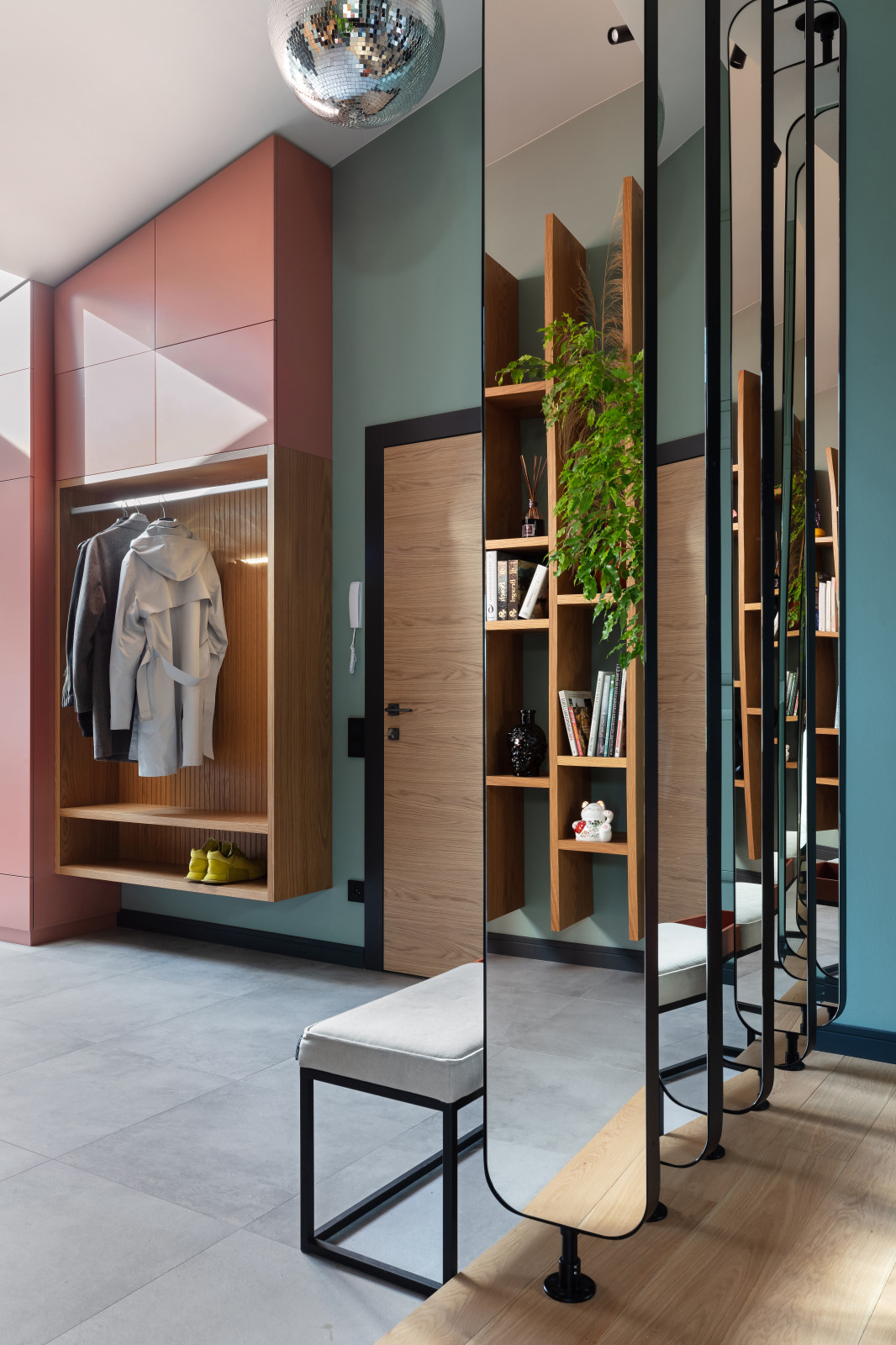 Квартира 221