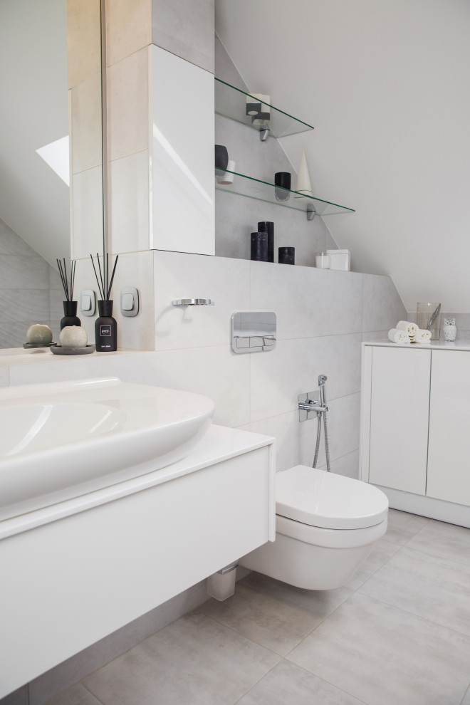 Обложка проекта: Двухэтажная квартира с мансардным потолком