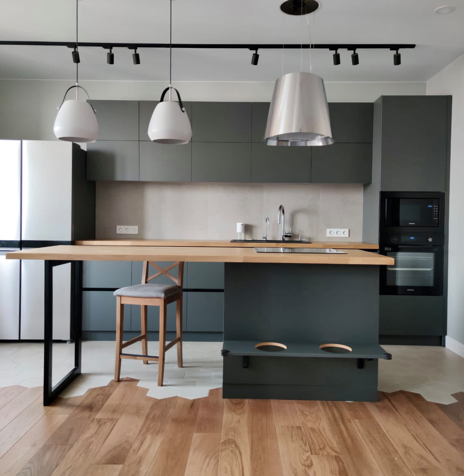Кухня из плиты AGT