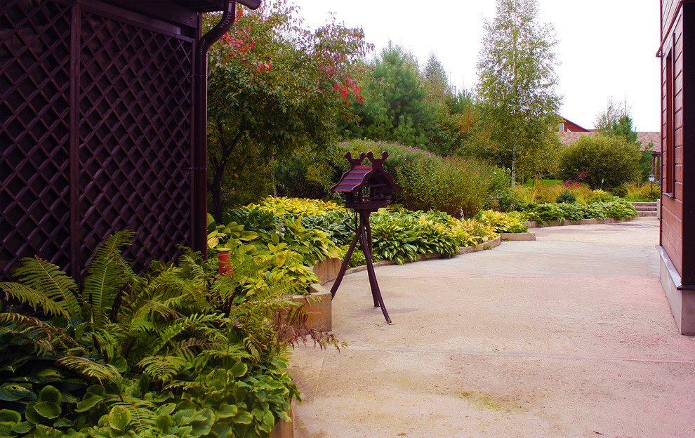 Эстерьер сада на дачном участке.