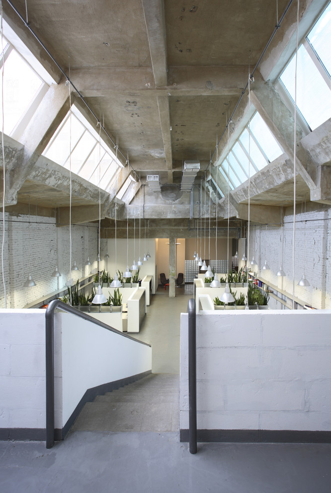 Обложка проекта: Интерьер офиса на Флаконе