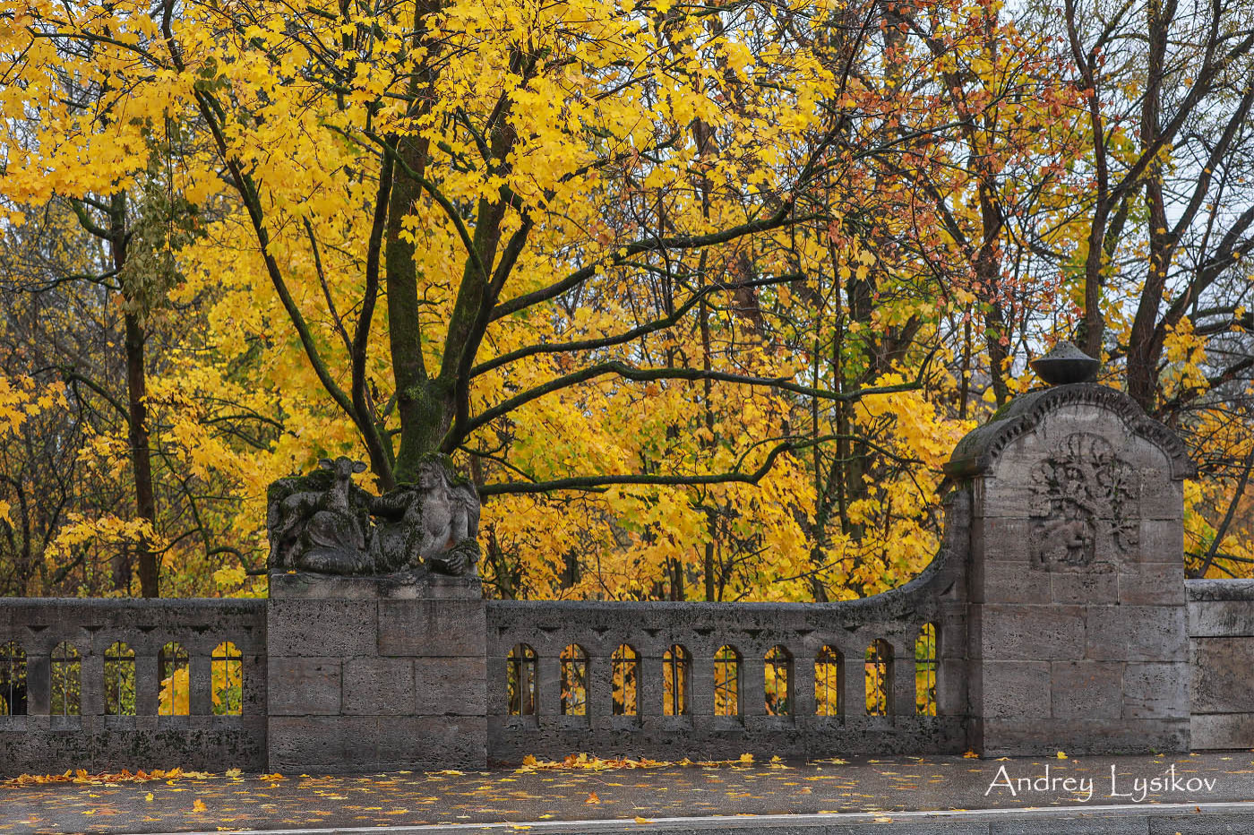 Мюнхен - парк Максимилиансанлаген (Maximiliansanlagen)
