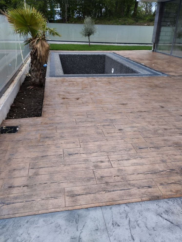 Печатный бетон, рисунок Итальянский сланец в комбинации с Доской