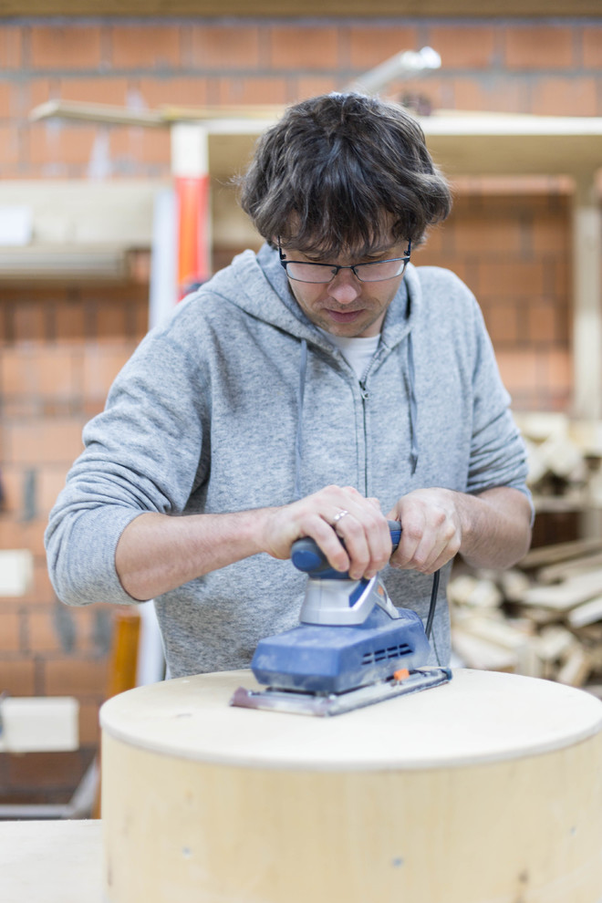 Портрет: Мебель с дизайнерскими принтами от Ivanka Home