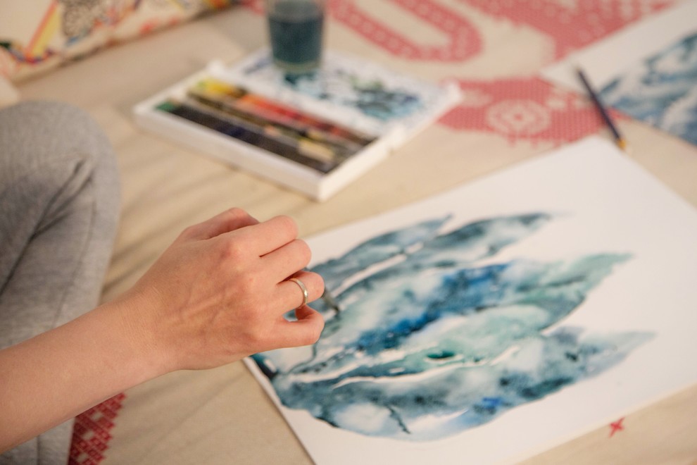 Портрет: Мебель с дизайнерскими принтами от Ivanka Home