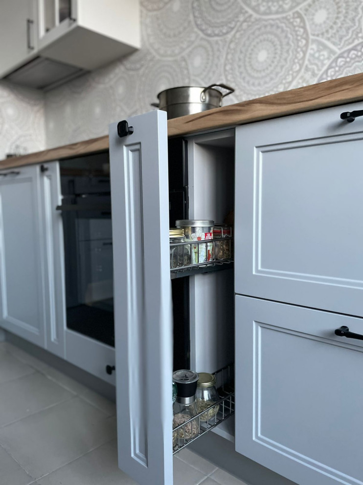 Кухонный гарнитур AVALON в сочетании серого и белого