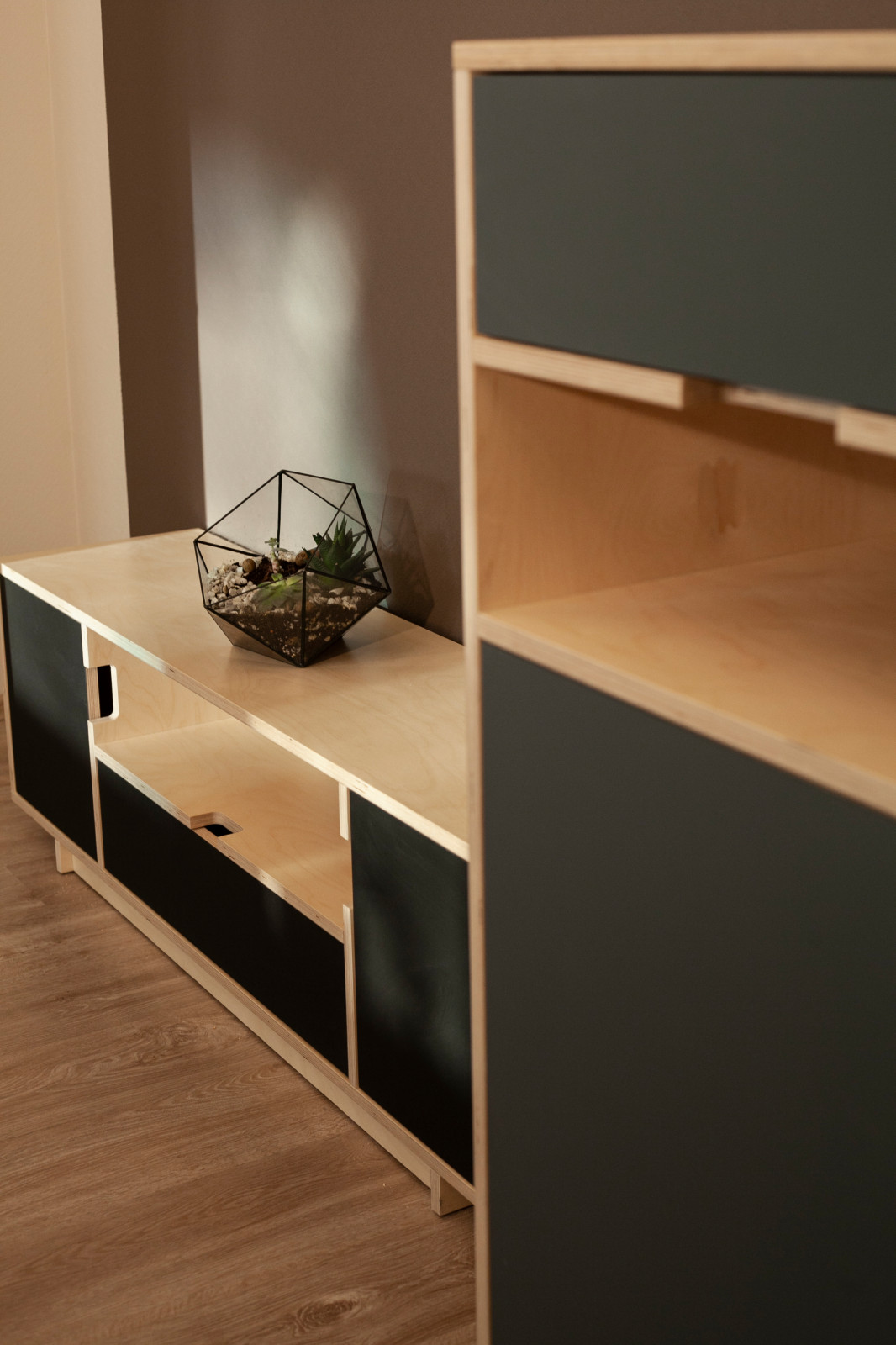 Мебель из фанеры и пластика