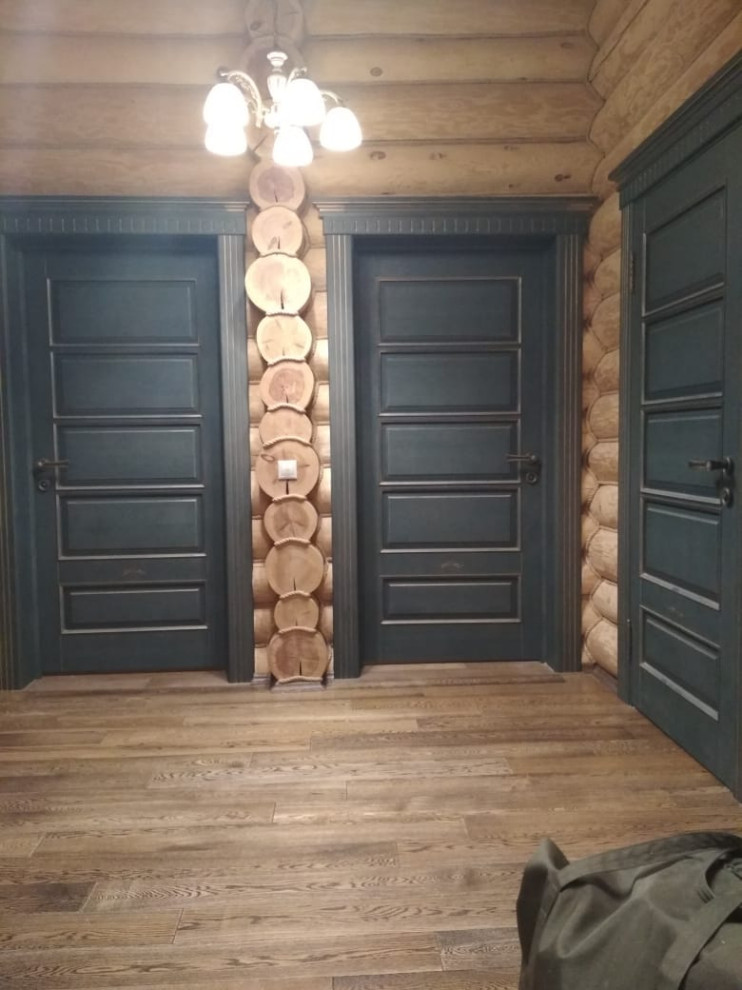 Двери из массива (фото работ с нескольких объектов)